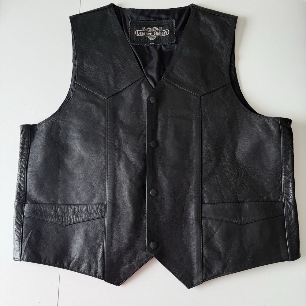 Leather Gallery Men's Black Leather Vest Size 50 Button Up Motorcycle Vest Biker